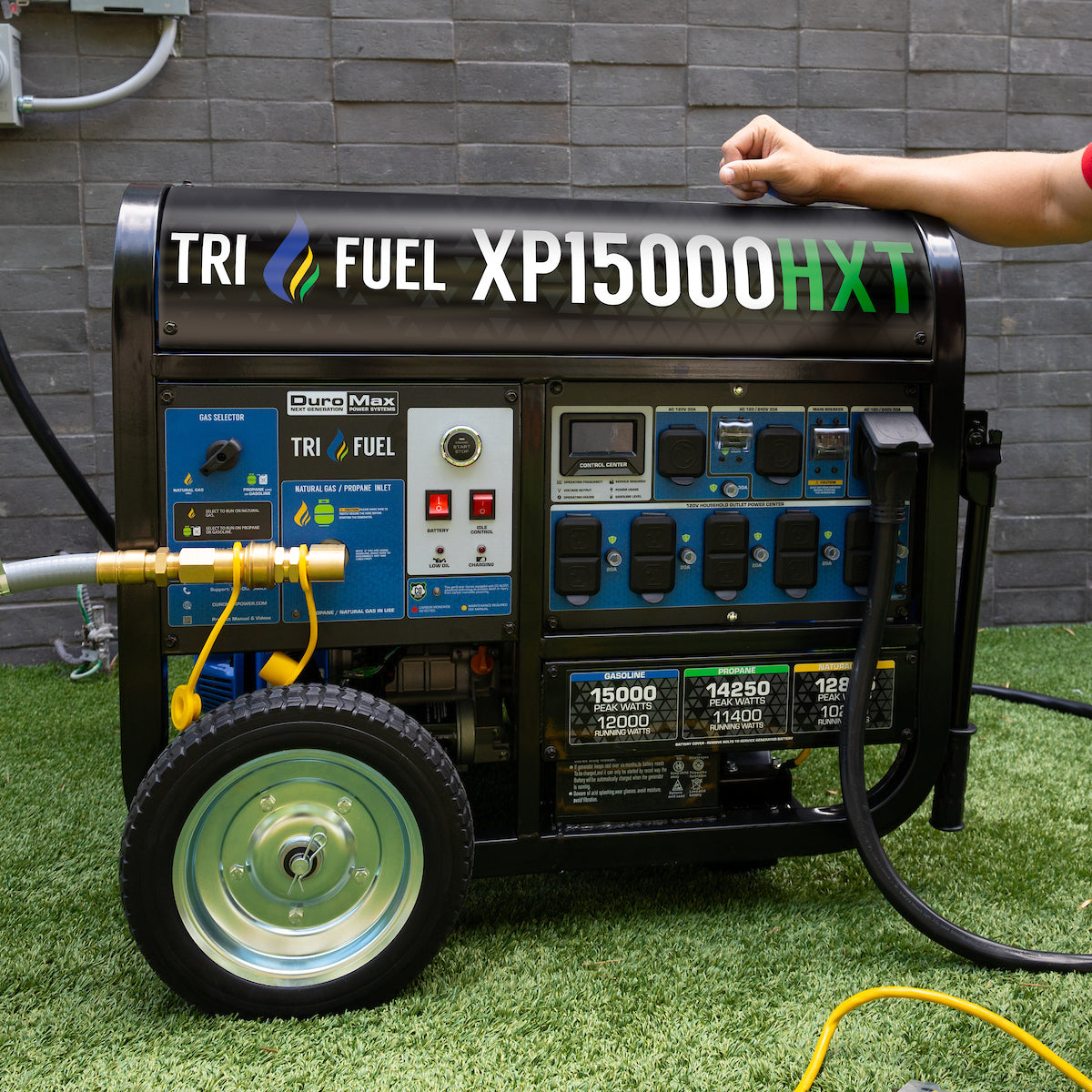 DuroMax  15,000 Watt Electric Start Tri-Fuel Portable Generator