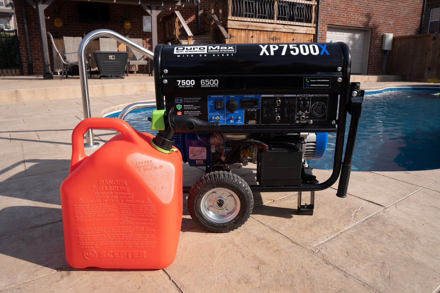 DuroMax  7,500 Watt Gasoline Portable Generator w/ CO Alert