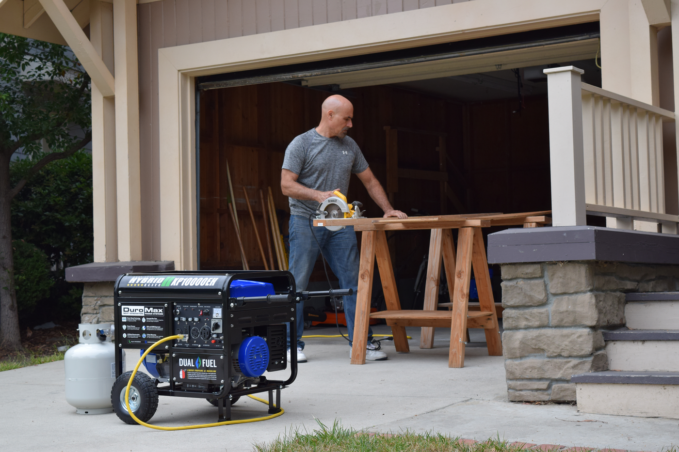 10,000 Watt Dual Fuel Portable Generator – XP10000EH – DuroMax Power ...